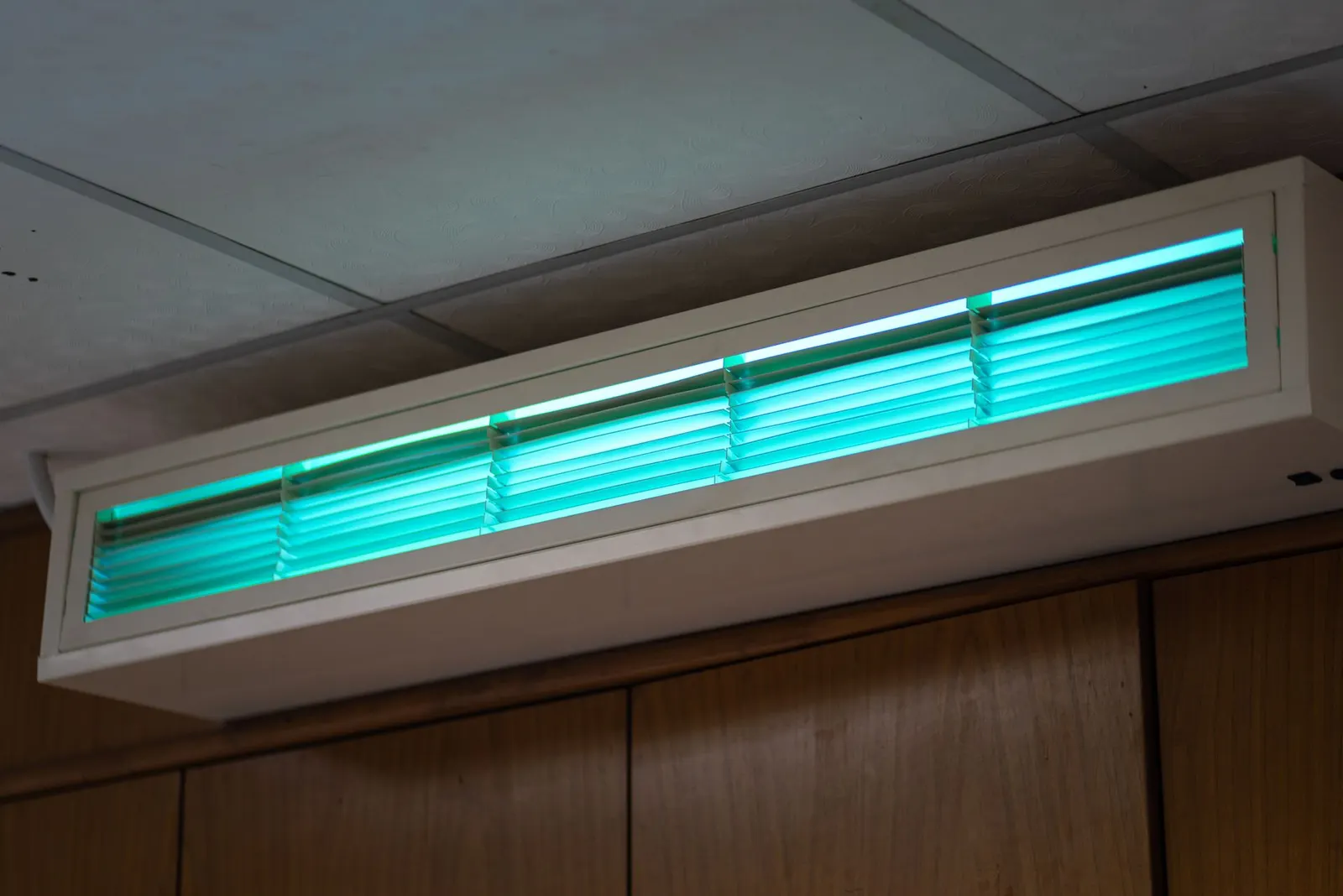 UV sterilizer light installed to eliminate mold and bacteria in South Florida home.